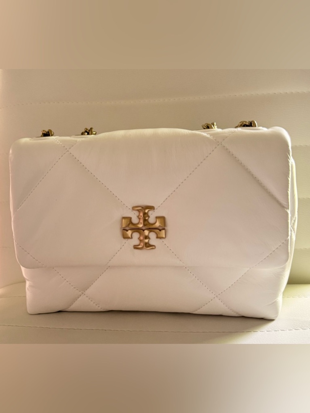 Tory Burch Cream Quilted Leather Shoulder Bag with Gold Logo